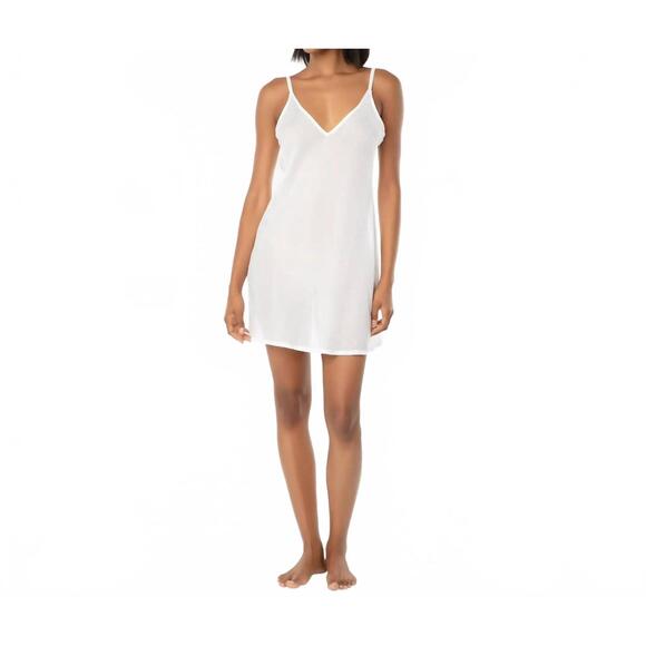 HELEN JON Dresses & Skirts - NEW HELEN JON v-neck slip dress in white